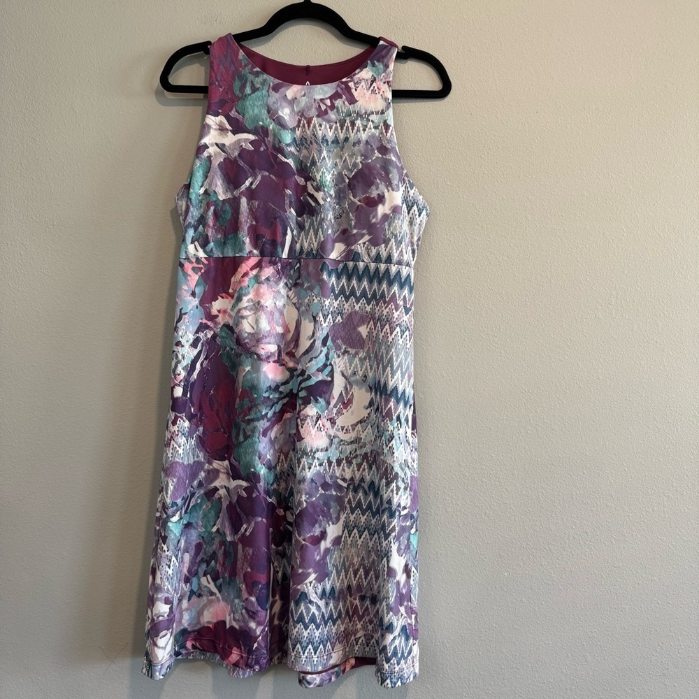 Prana Floral Ariel Sangria Garden Racerback Active Sundress Built In Bra M